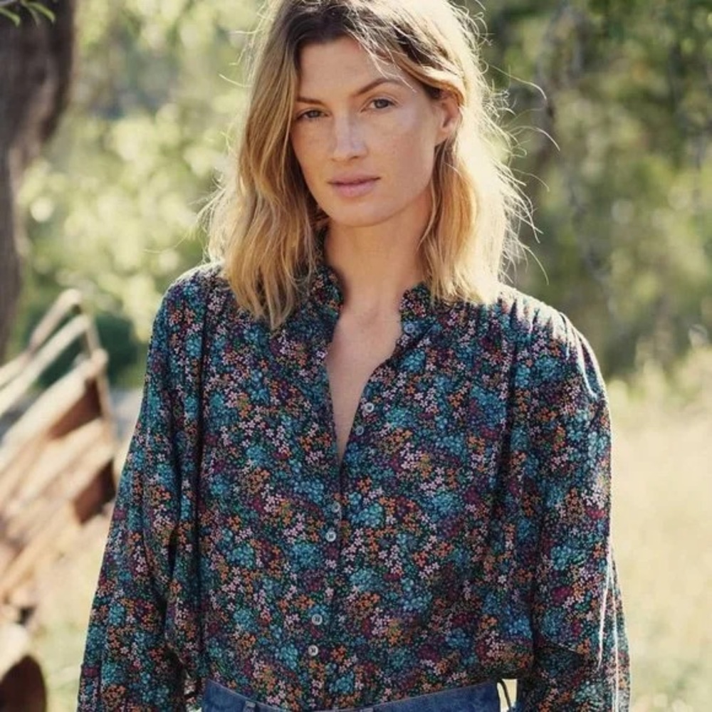 Doen Rose Top in Navy Ladybird Floral